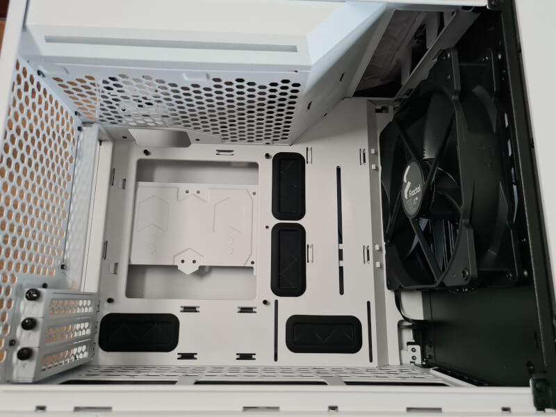 Design Dynamic airflow ITX NANO ATX case GP-18 tower torrent Fractal X2 180mm kabinet chassis.jpg